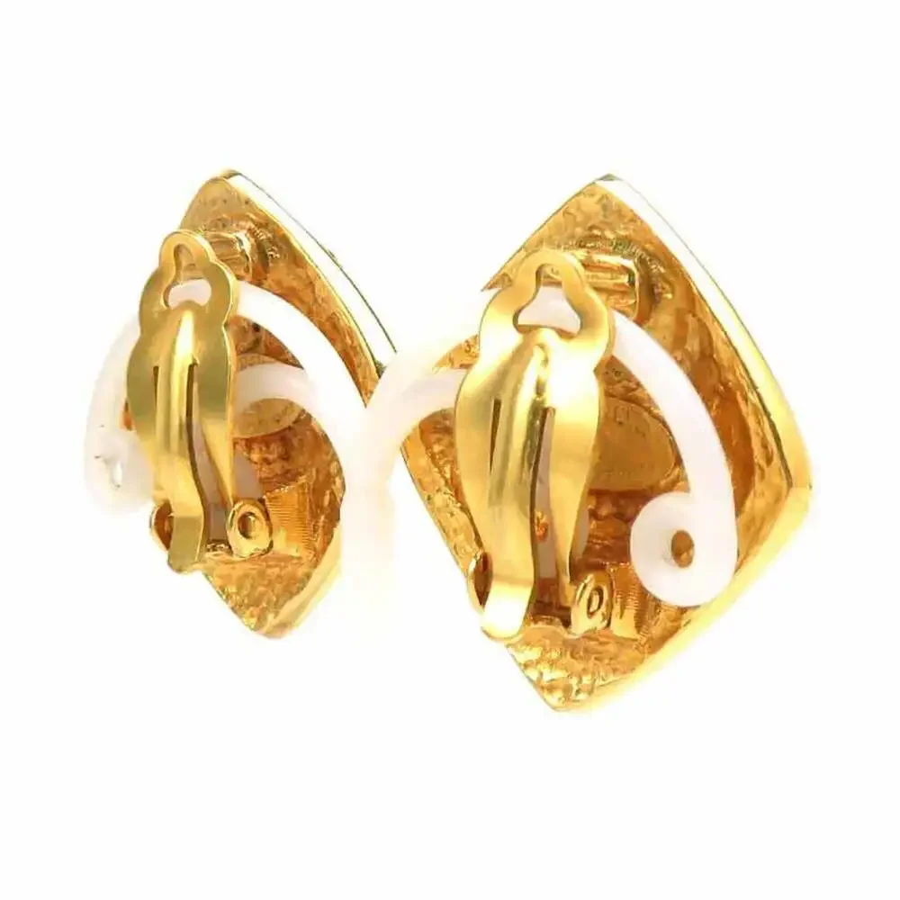 Chanel Vintage Clip-On Earrings #261245C56B